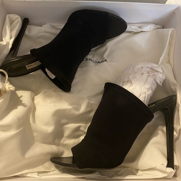 Balenciaga’s Women's Black Neoprene Glove Mules - Picture 8 of 9